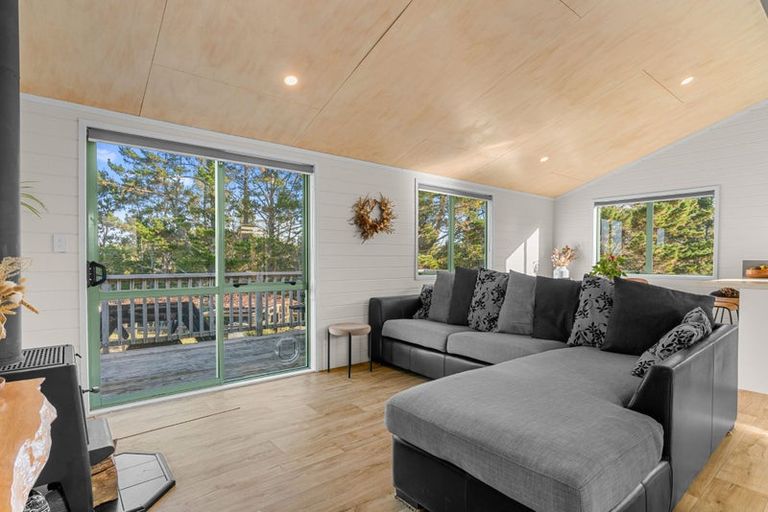 Photo of property in 393 Brooks Road, Waipu, 0582