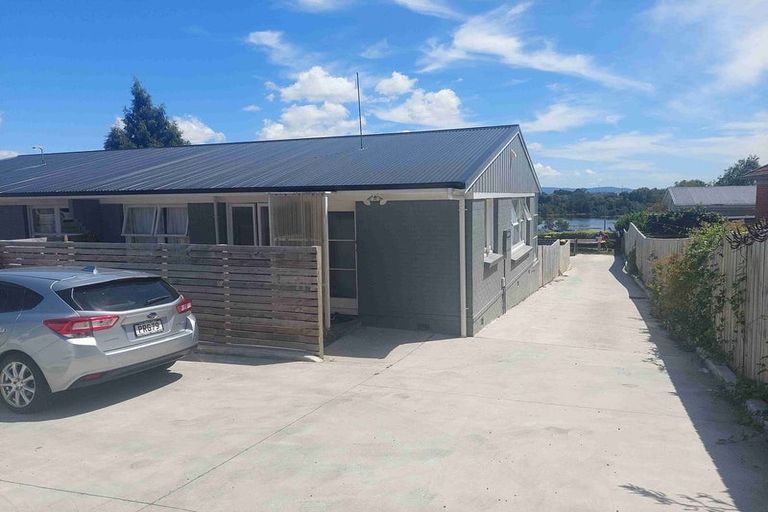 Photo of property in 98a Forest Lake Road, Forest Lake, Hamilton, 3200