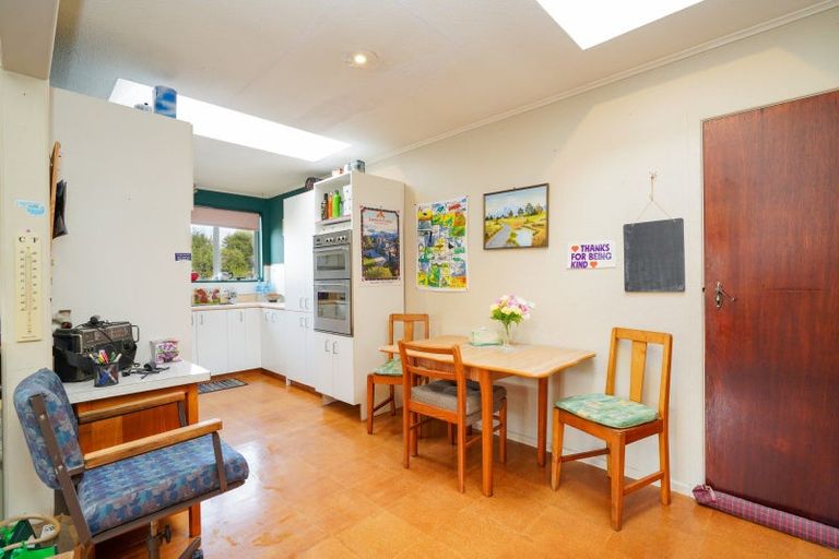 Photo of property in 28 Dunns Road, Otatara, Invercargill, 9879