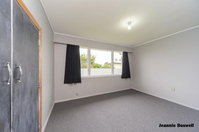 Photo of property in 5 Purnell Court, Awapuni, Palmerston North, 4412