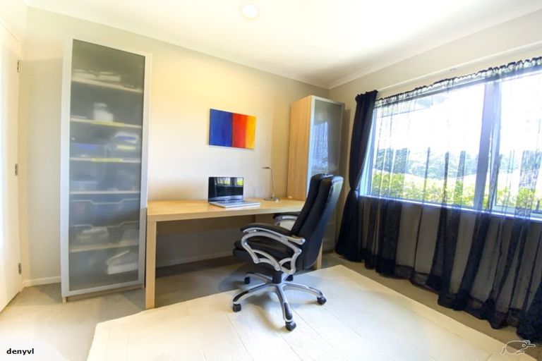 Photo of property in 30 Bradnor Meadows Drive, Swanson, Auckland, 0612