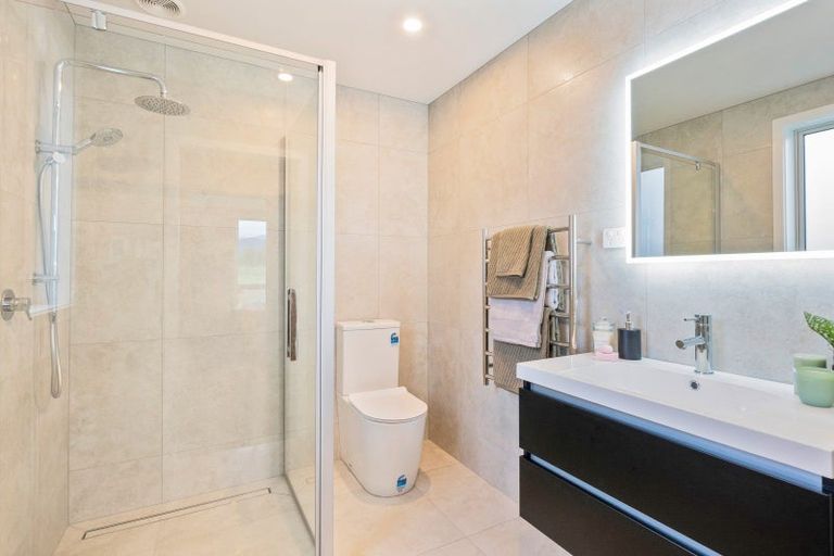 Photo of property in 22 Thorn Street, Levin, 5510