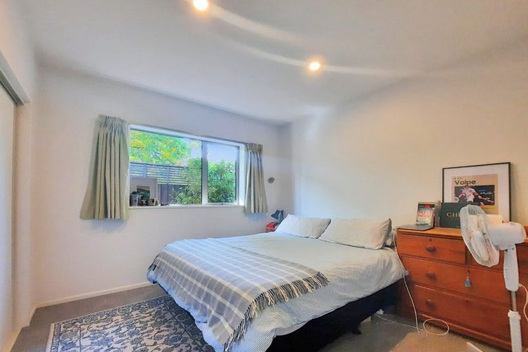 Photo of property in 8 Fredrica Lane, Heathcote Valley, Christchurch, 8022