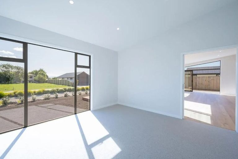 Photo of property in 38 Greenway Crescent, Hope, Richmond, 7020