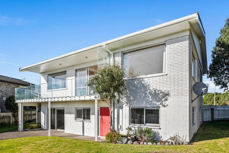 Photo of property in 2a Wanaka Terrace, Bell Block, New Plymouth, 4312