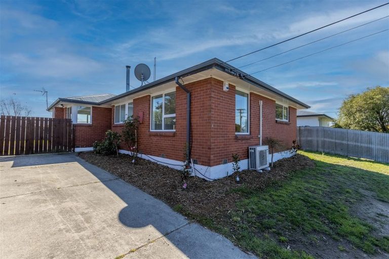 Photo of property in 61 Carisbrooke Street, Aranui, Christchurch, 8061