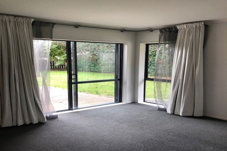 Photo of property in 35 Amberley Crescent, Bethlehem, Tauranga, 3110