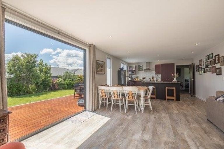 Photo of property in 25 Frye Crescent, Albert Town, Wanaka, 9305