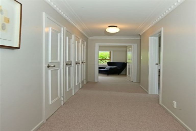 Photo of property in 46b Kamara Road, Glen Eden, Auckland, 0602