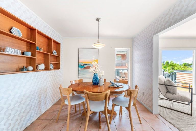 Photo of property in 71 Stapleford Crescent, Browns Bay, Auckland, 0630