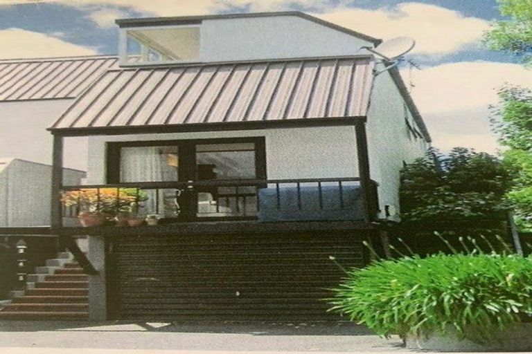 Photo of property in Pitarua Court, 4/11 Pitarua Street, Thorndon, Wellington, 6011