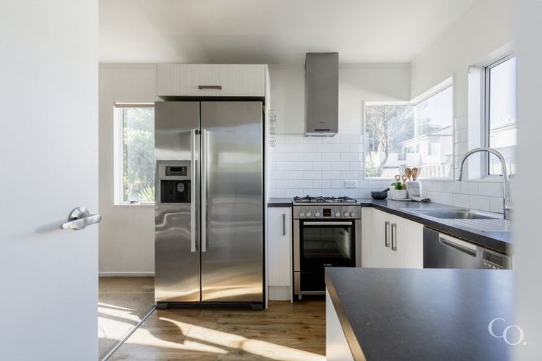 Photo of property in 49b Valley Road, Mount Maunganui, 3116