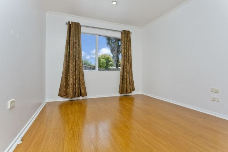 Photo of property in 5 Alice Place, Hillcrest, Auckland, 0627