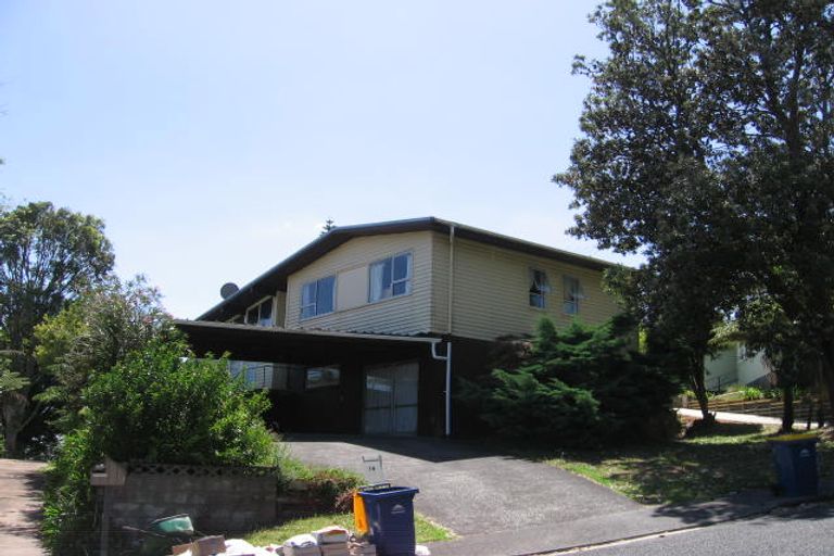 Photo of property in 14 Seon Place, Birkdale, Auckland, 0626