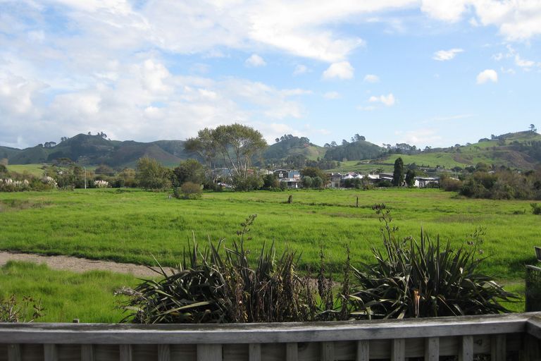 Photo of property in 32a Hillview Road, Waihi Beach, 3611