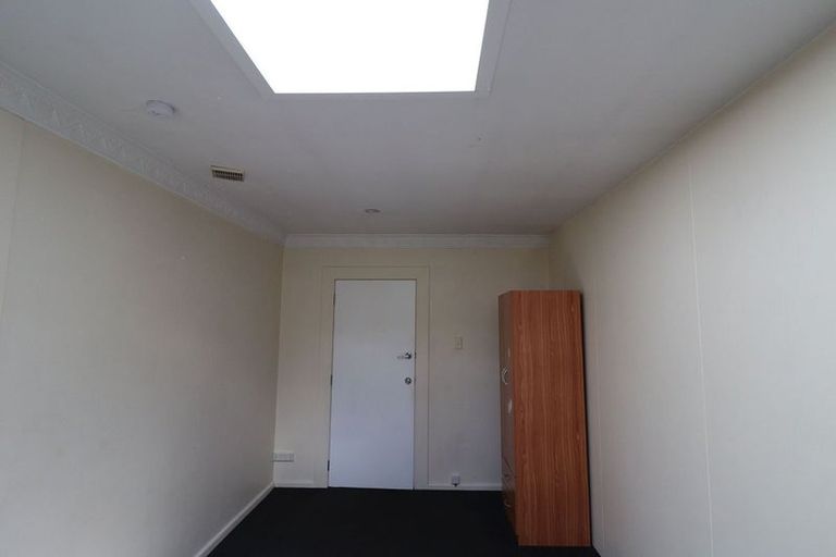 Photo of property in 21 Hanrahan Street, Upper Riccarton, Christchurch, 8041