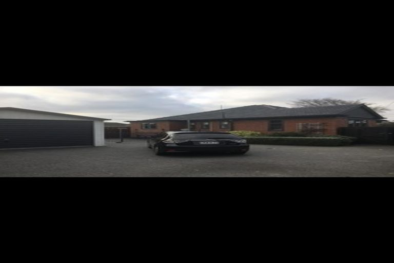 Photo of property in 121 Selwyn Street, Somerfield, Christchurch, 8024