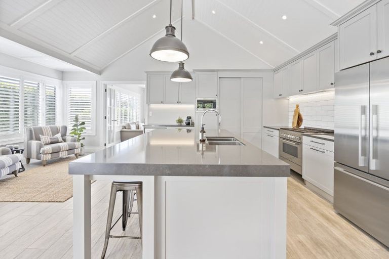 Photo of property in 56 Weatherly Drive, Beachlands, Auckland, 2018