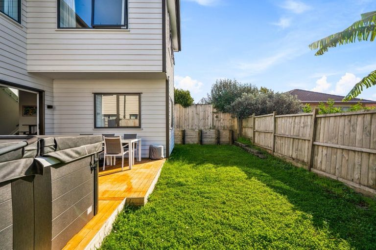 Photo of property in 45 Baumea Rise, Massey, Auckland, 0614