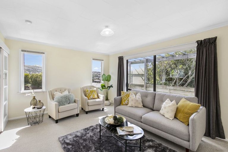 Photo of property in 72 Dominion Park Street, Johnsonville, Wellington, 6037