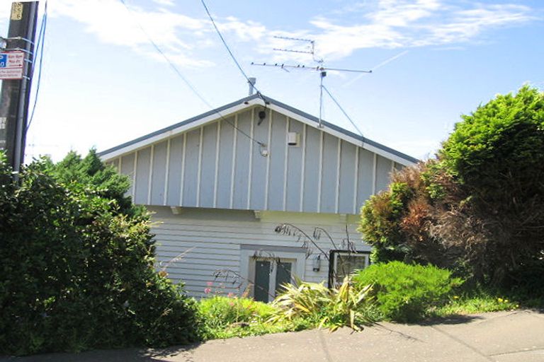 Photo of property in 7 Central Terrace, Kelburn, Wellington, 6012