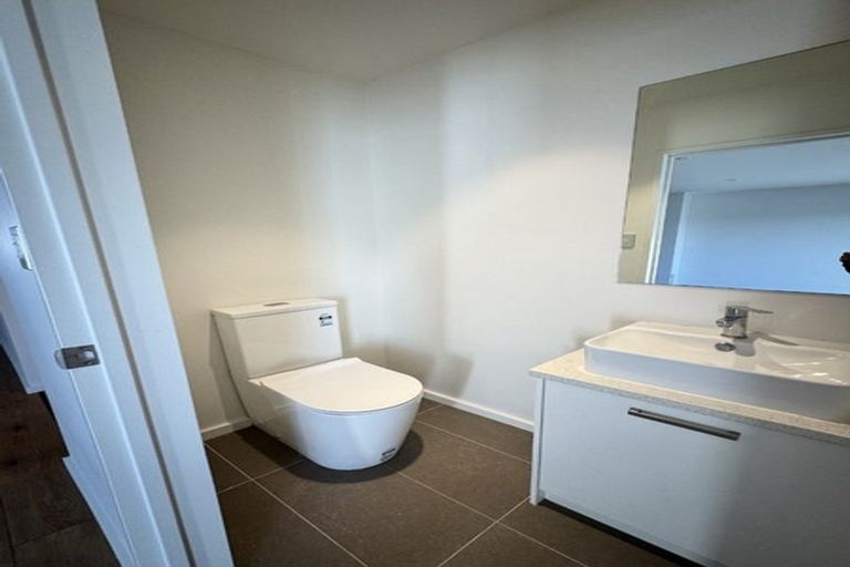 Photo of property in 11 Meritage Lane, Te Atatu South, Auckland, 0610