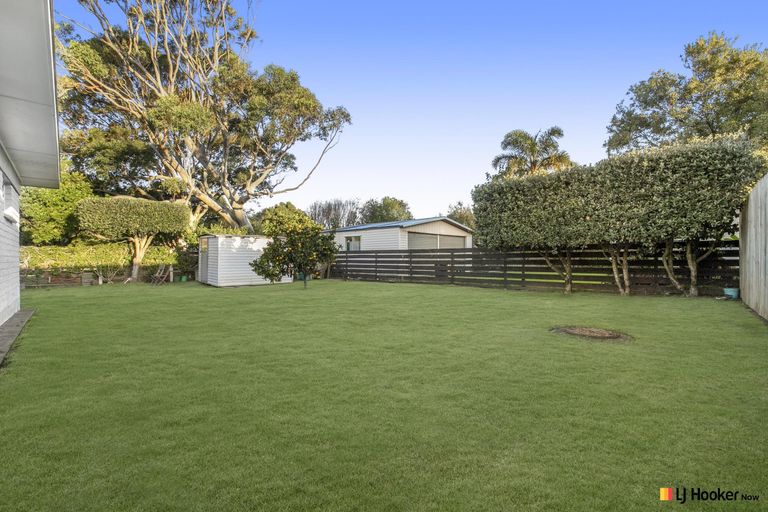 Photo of property in 18 Waterlea Avenue, Mangere Bridge, Auckland, 2022