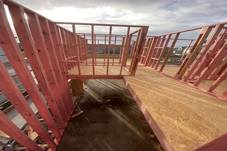 Photo of property in 25 Stitchbird Crescent, Papakura, 2110