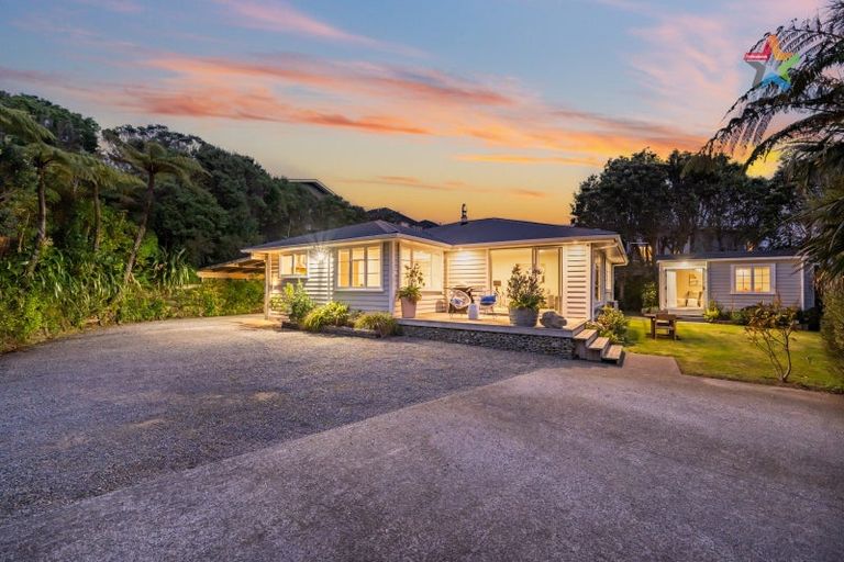 Photo of property in 46 Poto Road, Normandale, Lower Hutt, 5010
