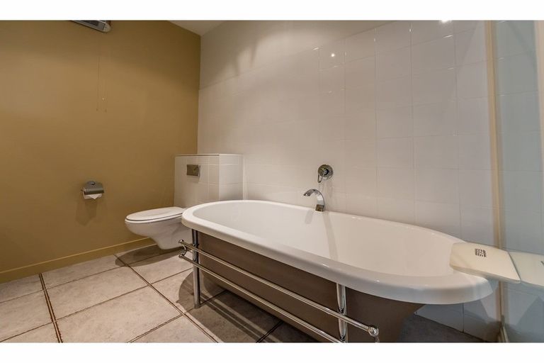 Photo of property in 11b Lookaway Place, Huntsbury, Christchurch, 8022