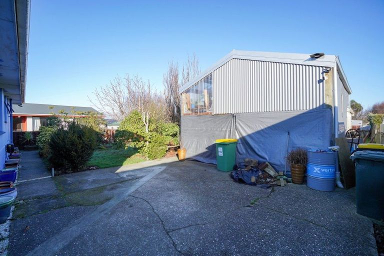 Photo of property in 11 Lothian Crescent, Strathern, Invercargill, 9812