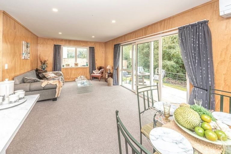 Photo of property in 23 Boyd Avenue, Mangere Bridge, Auckland, 2022