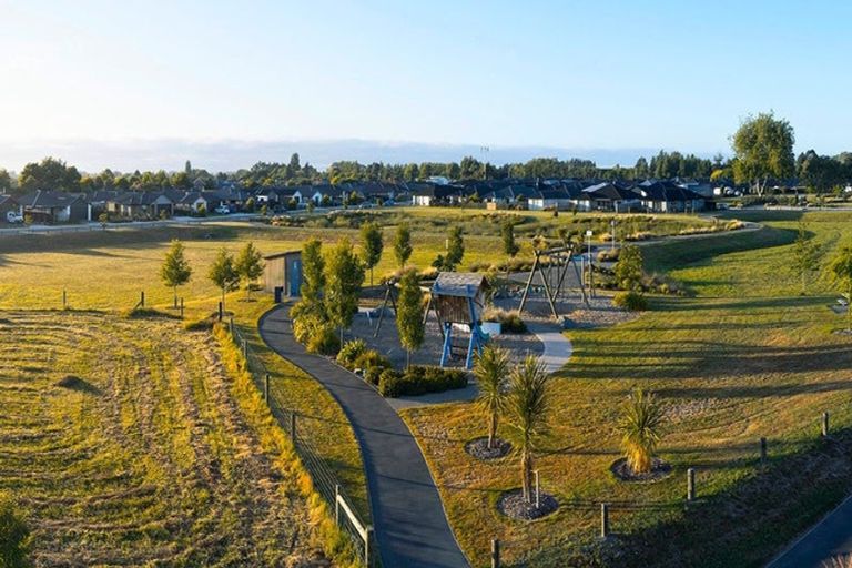 Photo of property in 17 Wilkin Street, Woodend, 7610