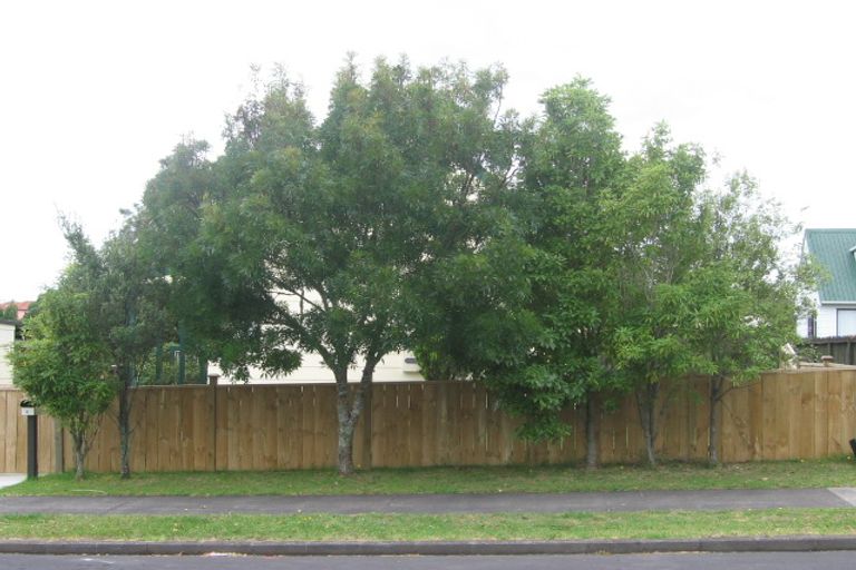 Photo of property in 6 Sunward Rise, Glenfield, Auckland, 0629