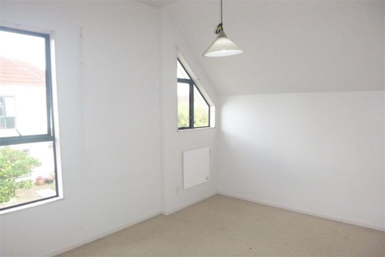 Photo of property in 5/72 Waiwhetu Road, Waiwhetu, Lower Hutt, 5010