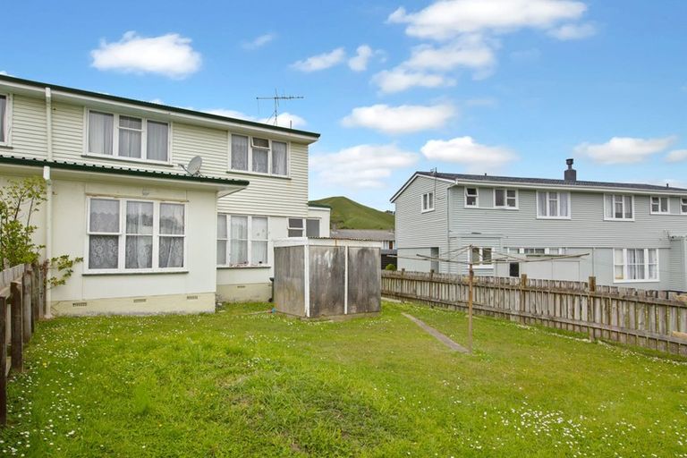 Photo of property in 39-41 Westmeath Street, Waitangirua, Porirua, 5024