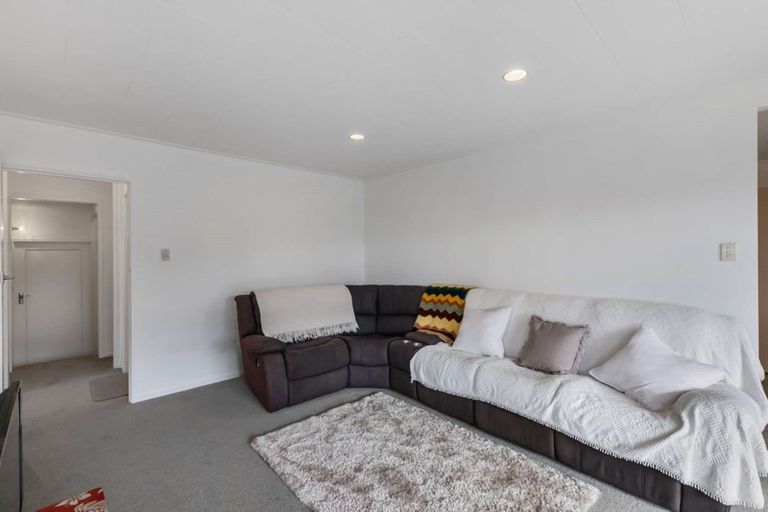 Photo of property in 2 Knox Place, Greerton, Tauranga, 3112