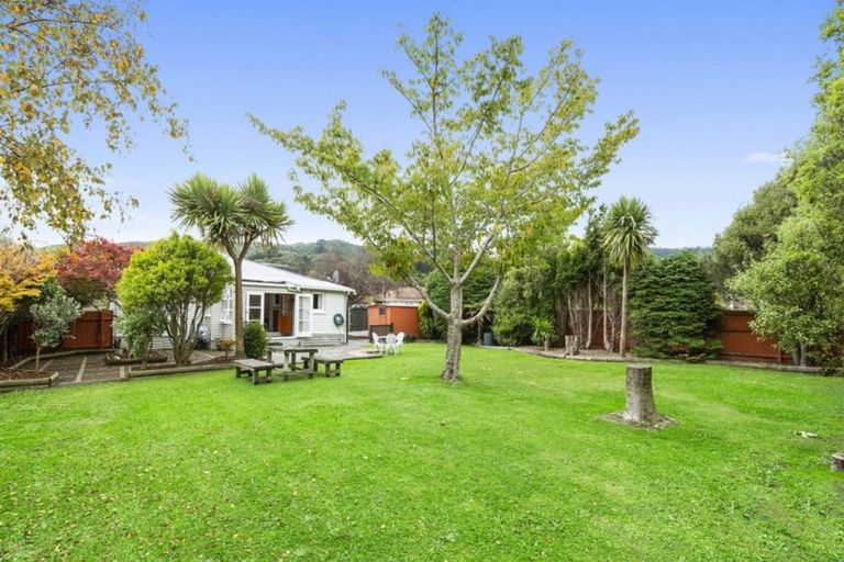 Photo of property in 2a Harris Street, Naenae, Lower Hutt, 5011