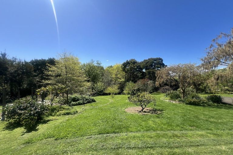 Photo of property in 92a Forest Lakes Road, Otaki, 5583