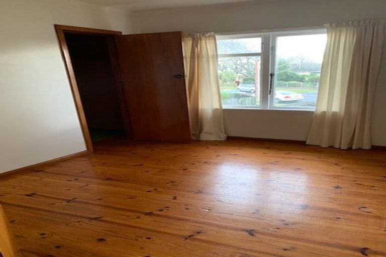 Photo of property in 21 Guildford Street, Burnside, Christchurch, 8053