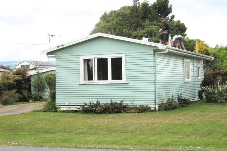 Photo of property in 6 Charles Road, Hannahs Bay, Rotorua, 3010