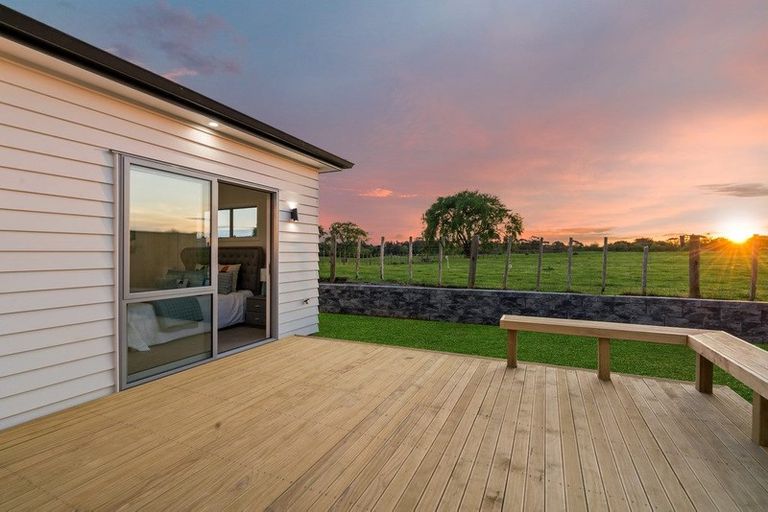 Photo of property in 8 Exmoor Road, Karaka, Papakura, 2113