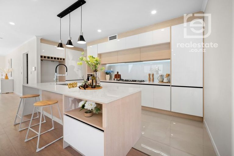 Photo of property in 57 Koromeke Street, Flat Bush, Auckland, 2019