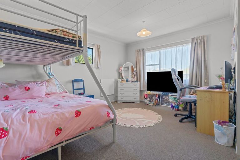 Photo of property in 35 Burn Street, Levin, 5510