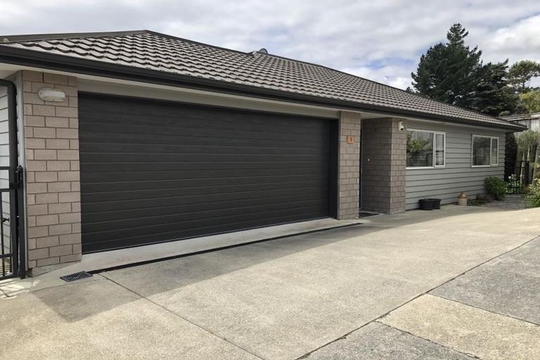 Photo of property in 26 Speldhurst Grove, Stokes Valley, Lower Hutt, 5019