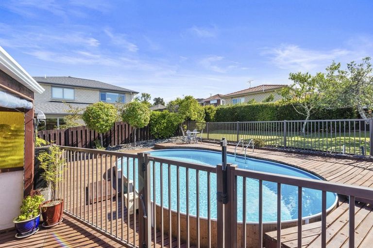 Photo of property in 133 Tiroroa Avenue, Te Atatu South, Auckland, 0610