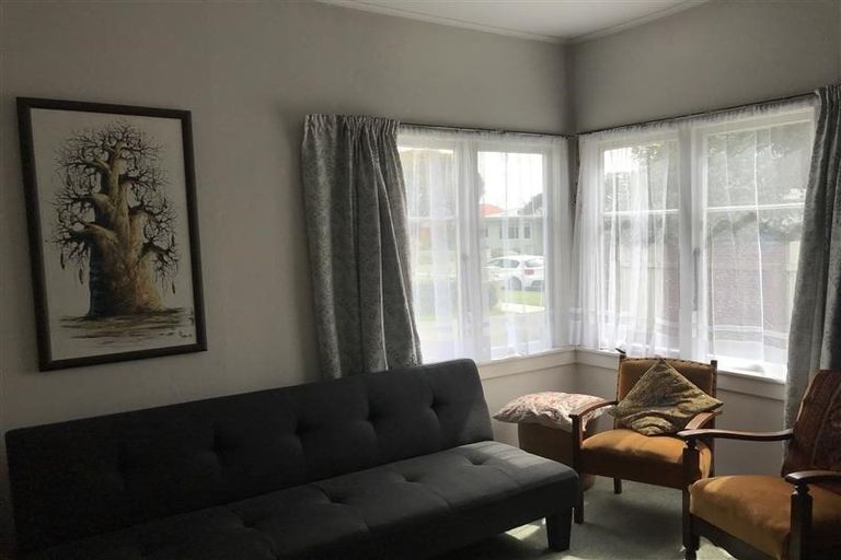 Photo of property in 38 Logan Avenue, Marewa, Napier, 4110