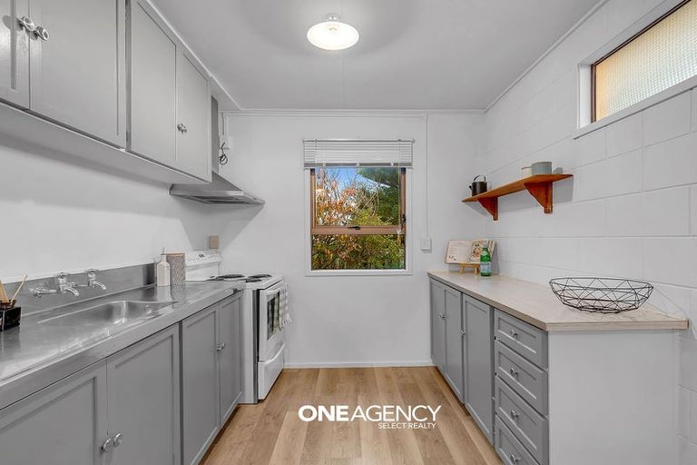 Photo of property in 4/12 Thornley Street, Titahi Bay, Porirua, 5022