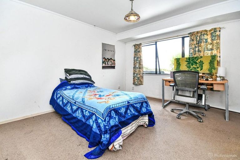 Photo of property in 35 Calluna Crescent, Totara Heights, Auckland, 2105