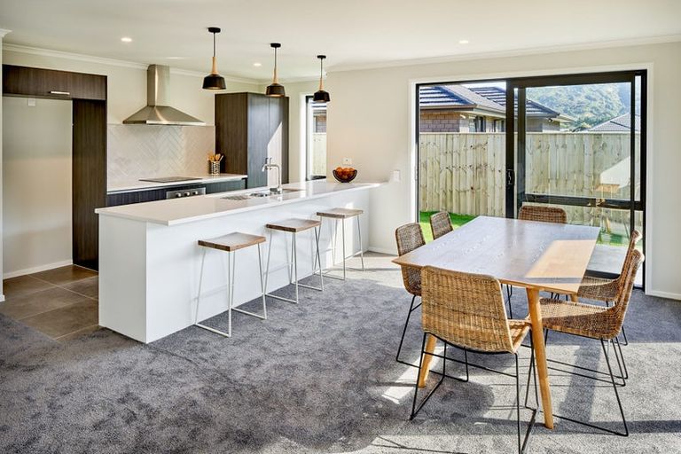 Photo of property in 5 Te Ara O Pukeko, Wainuiomata, Lower Hutt, 5014